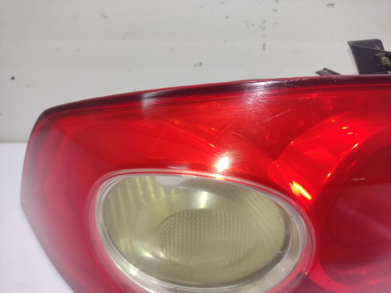 Recambio de piloto trasero izquierdo para renault laguna ii (bg0) referencia OEM IAM 8200002473 8200262667 