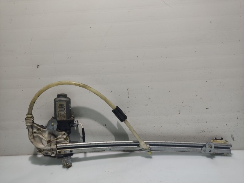 Recambio de elevalunas trasero derecho para renault laguna ii (bg0) referencia OEM IAM 8200000558  