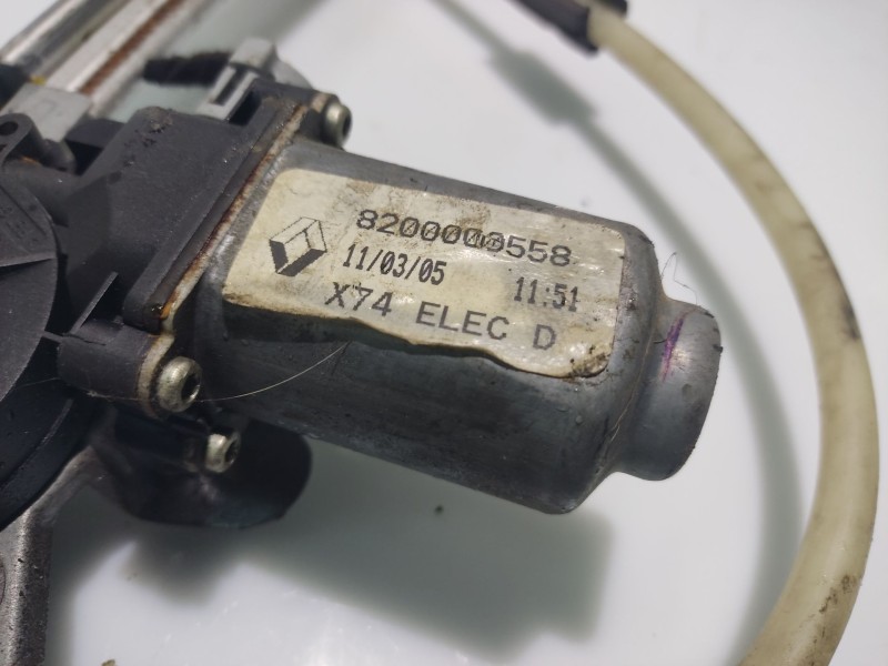 Recambio de elevalunas trasero derecho para renault laguna ii (bg0) referencia OEM IAM 8200000558  