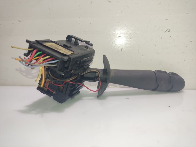 Recambio de mando intermitentes para renault laguna ii (bg0) referencia OEM IAM 8200328896  
