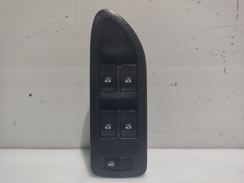 Recambio de mando elevalunas delantero izquierdo para renault laguna ii (bg0) referencia OEM IAM 8200397299  