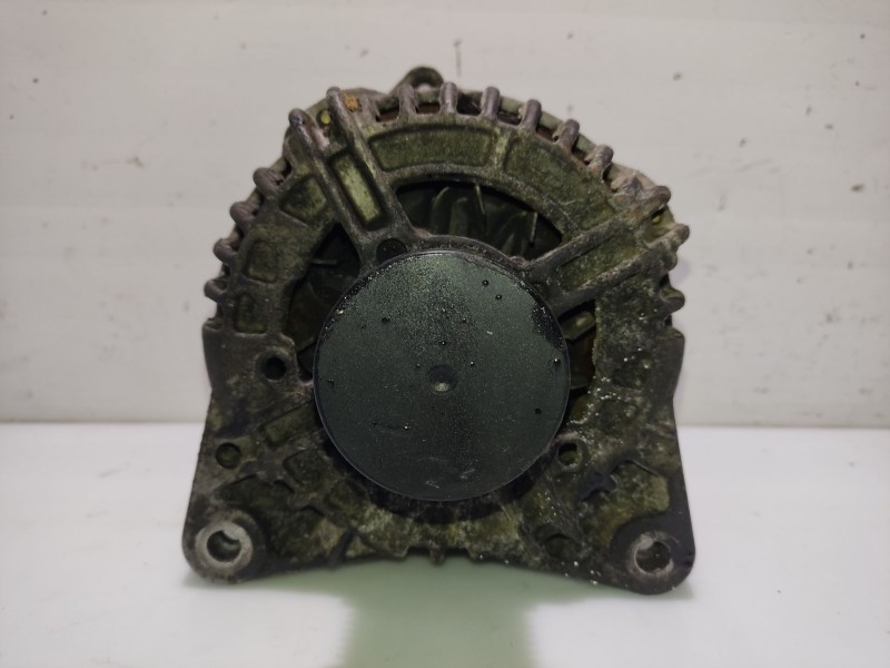 Recambio de alternador para renault laguna ii (bg0) referencia OEM IAM 8200251006 7711368834 0124525076