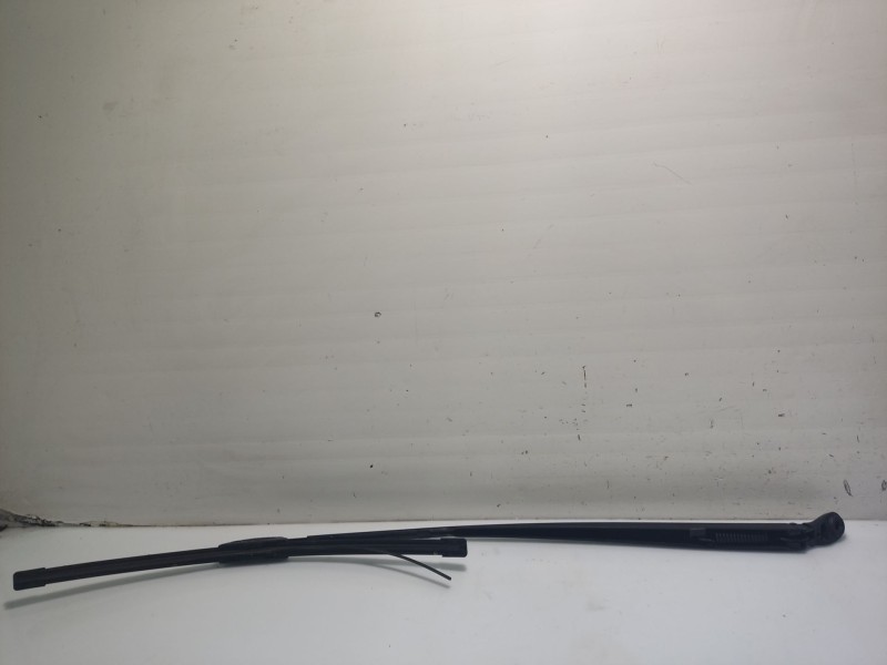 Recambio de brazo limpia delantero derecho para renault laguna ii (bg0) referencia OEM IAM 7701056394  