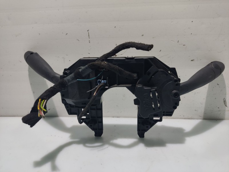 Recambio de mando multifuncion para citroën c4 coupe 1.4 16v referencia OEM IAM   