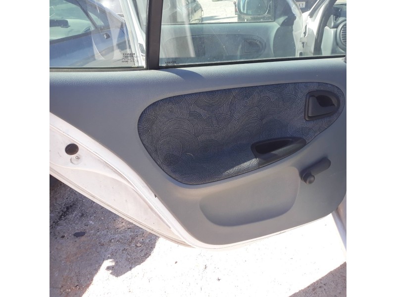 renault megane i berlina hatchback (ba0) 1.6   |   0.95 - ... | 1995 | 90 cv / 66 kw del año 1995