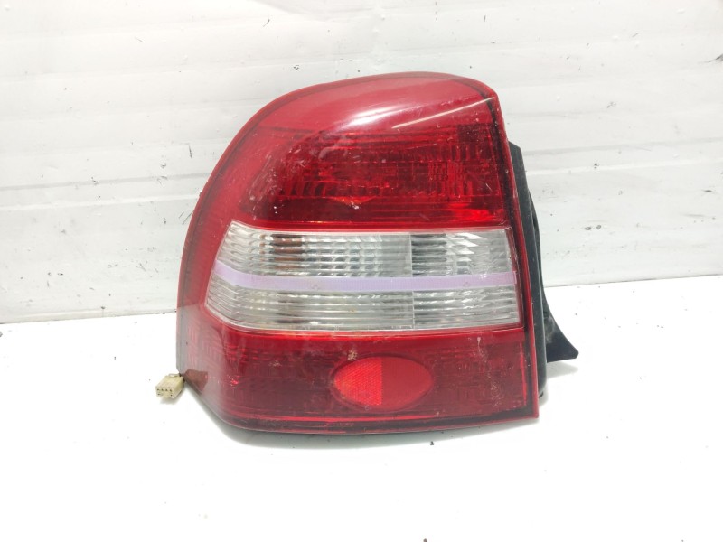 Recambio de piloto trasero izquierdo para kia shuma referencia OEM IAM   