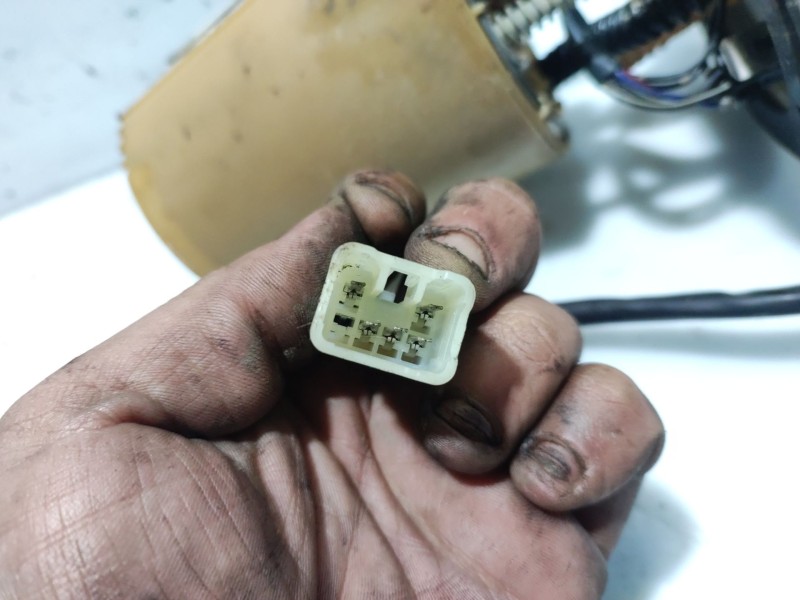 Recambio de aforador para kia shuma referencia OEM IAM K2NC1335ZA  