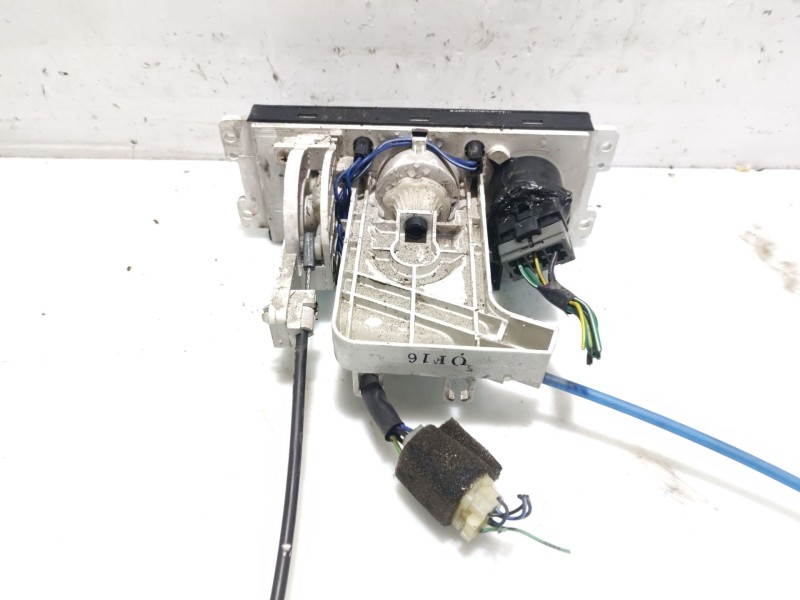 Recambio de mando calefaccion / aire acondicionado para kia shuma referencia OEM IAM 0K2N261190A  