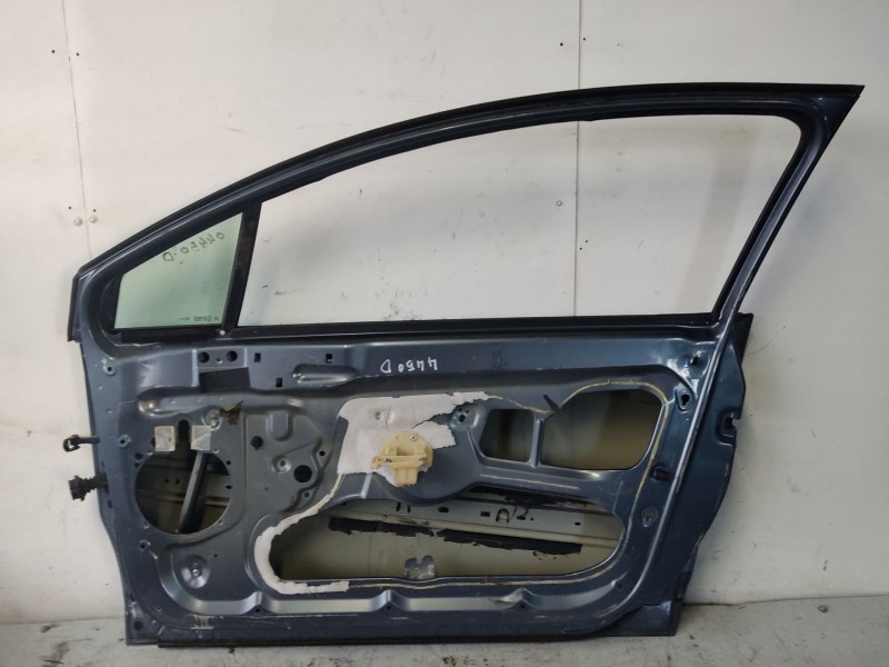Recambio de puerta delantera derecha para citroën c4 coupe 1.4 16v referencia OEM IAM 9004W5  