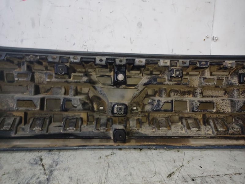 Recambio de moldura para citroën c4 coupe 1.4 16v referencia OEM IAM 9655571777  