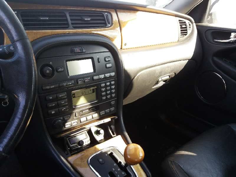 jaguar x-type 2.5 v6 24v cat   |   0.01 - 0.09 | 2001 - 2009 | 196 cv / 144 kw del año 2001