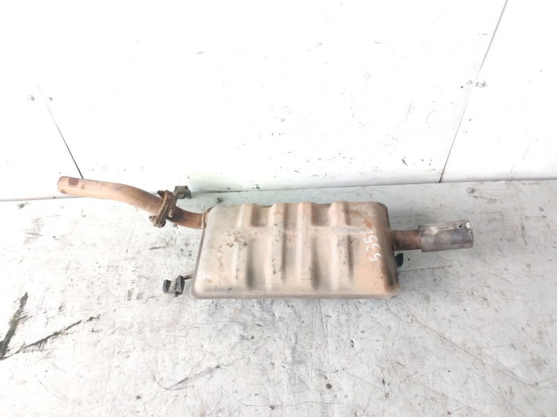 Recambio de silenciador trasero para kia shuma referencia OEM IAM 0K2A120600  