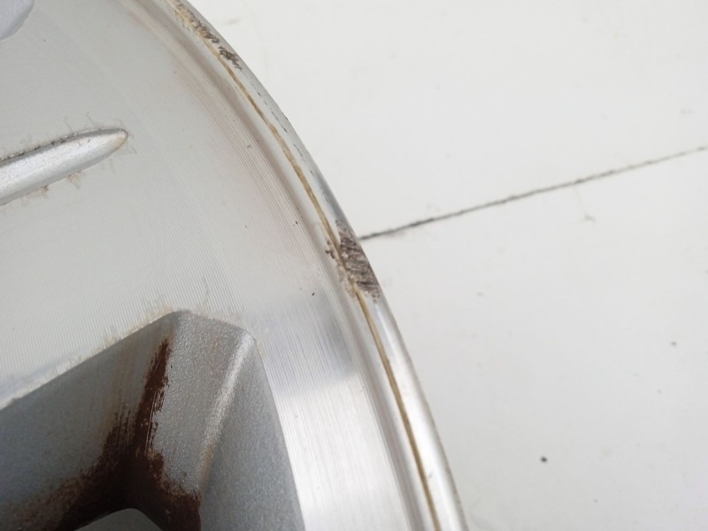 Recambio de llanta para dodge caliber 2.0 crd referencia OEM IAM 05191765AA  