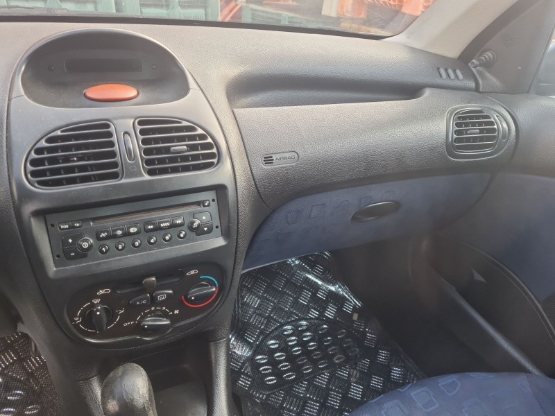 peugeot 206 hatchback (2a/c) del año 2002