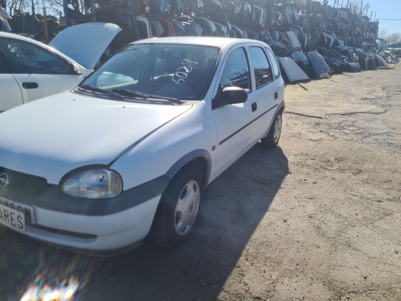 opel corsa b (s93) del año 1997