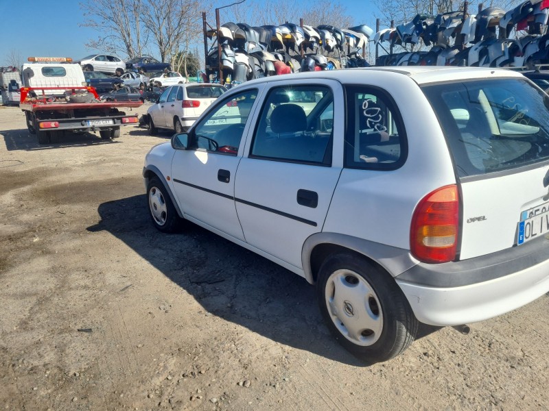 opel corsa b (s93) del año 1997