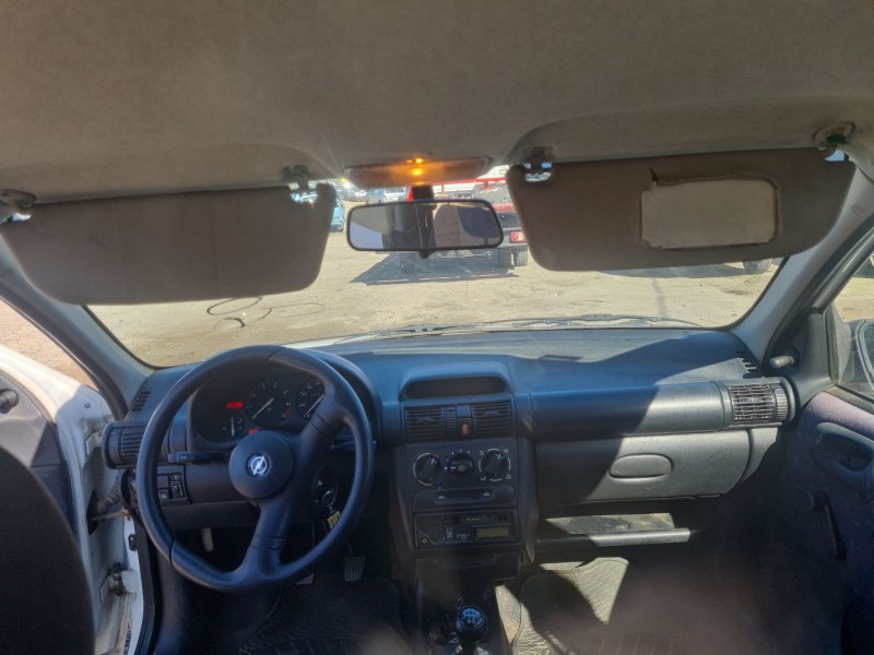 opel corsa b (s93) del año 1997