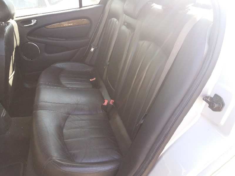 jaguar x-type 2.5 v6 24v cat   |   0.01 - 0.09 | 2001 - 2009 | 196 cv / 144 kw del año 2001