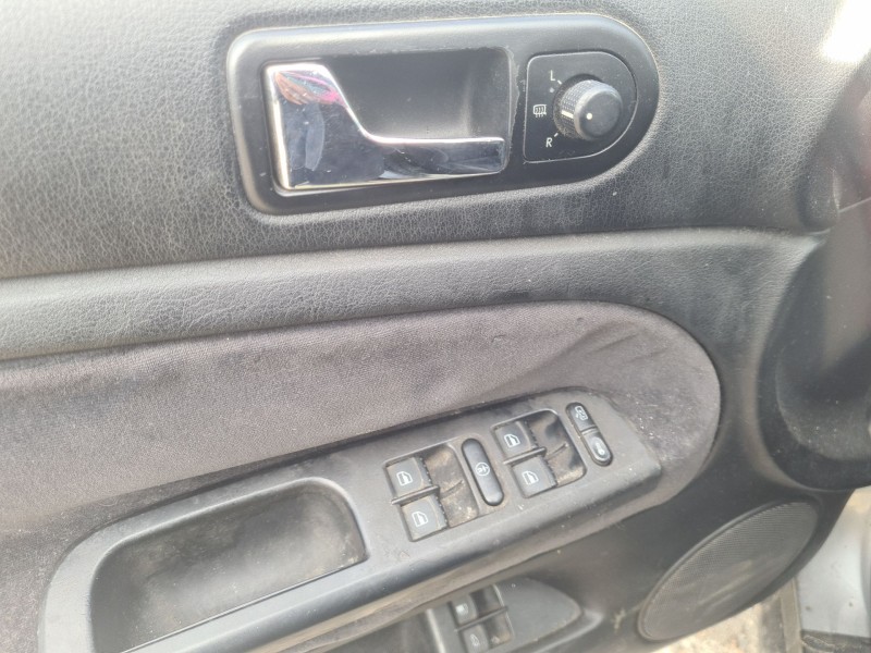 volkswagen passat b5.5 variant (3b6) del año 2002