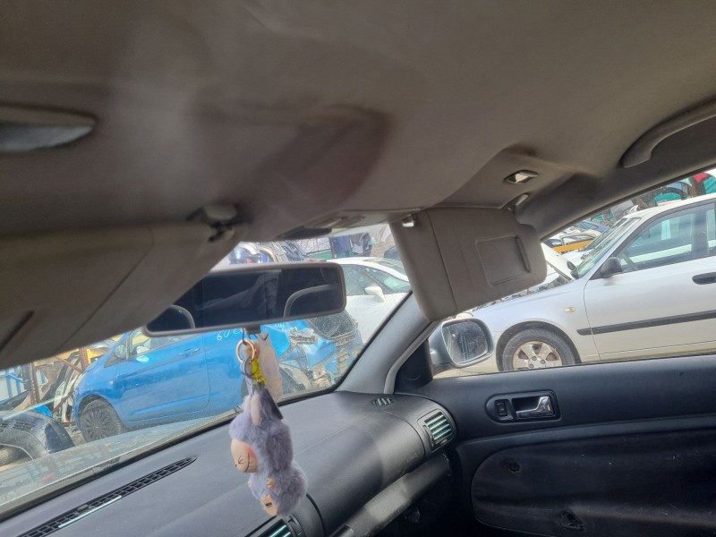 volkswagen passat b5.5 variant (3b6) del año 2002