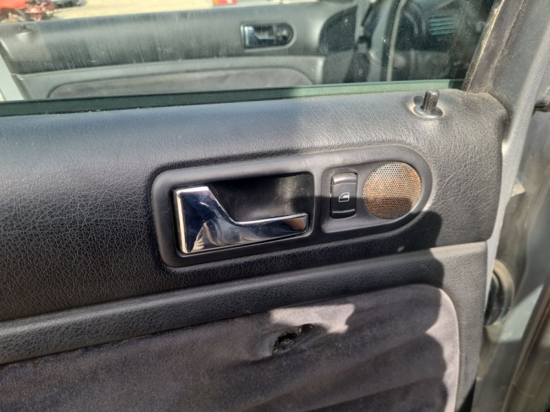 volkswagen passat b5.5 variant (3b6) del año 2002