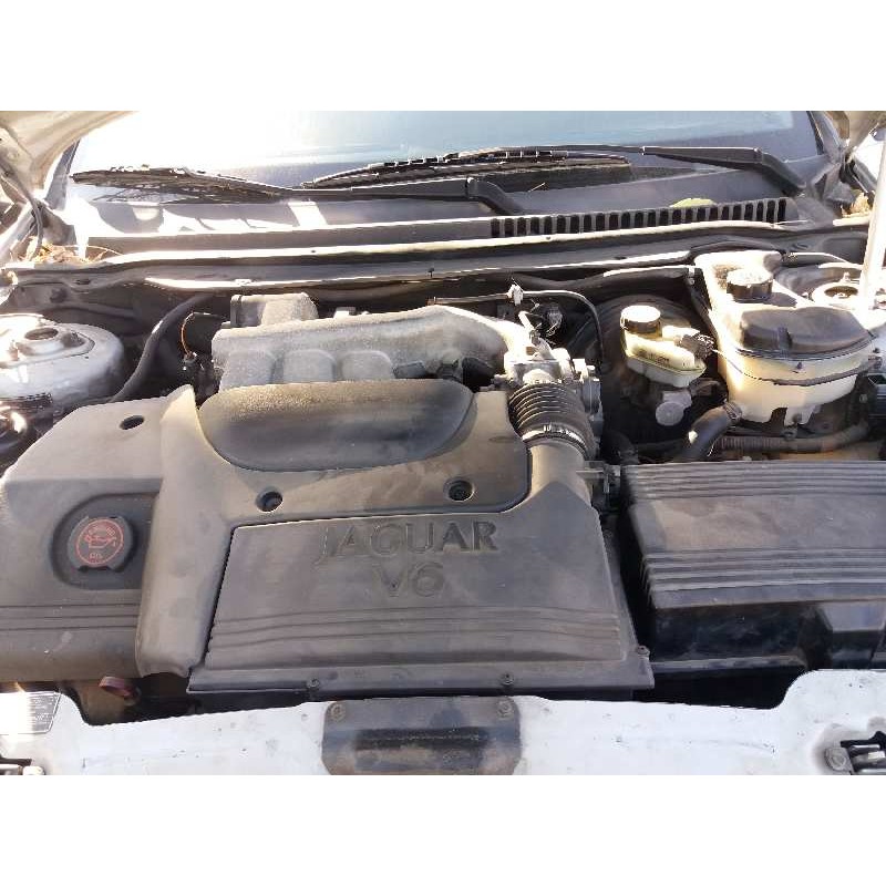 jaguar x-type 2.5 v6 24v cat   |   0.01 - 0.09 | 2001 - 2009 | 196 cv / 144 kw del año 2001