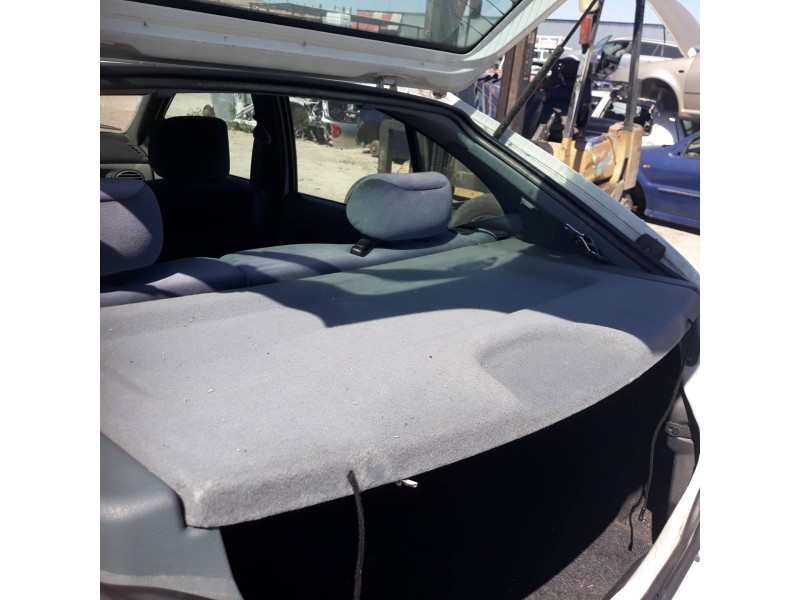 renault megane i berlina hatchback (ba0) 1.6   |   0.95 - ... | 1995 | 90 cv / 66 kw del año 1995