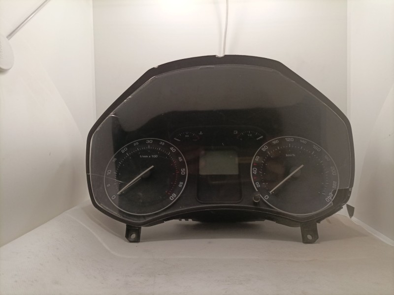 Recambio de cuadro instrumentos para skoda octavia berlina (1z3) elegance referencia OEM IAM 1Z0920822D 1Z0920822D 1Z0920822D
