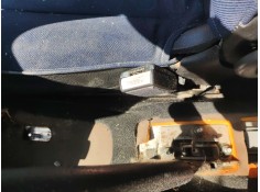 Recambio de pretensor airbag delantero derecho para peugeot 206 hatchback (2a/c) 1.4 i referencia OEM IAM 8974EP  