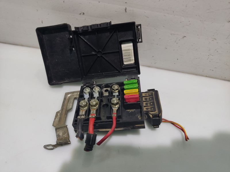 Recambio de caja reles / fusibles para seat arosa (6h1) 1.0 referencia OEM IAM 6X0937550  