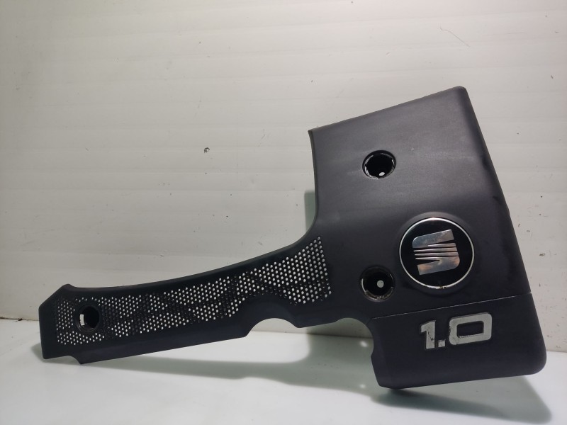 Recambio de tapa motor para seat arosa (6h1) 1.0 referencia OEM IAM 030103935A  