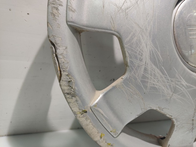 Recambio de tapacubos para seat arosa (6h1) 1.0 referencia OEM IAM 6H0601147A  