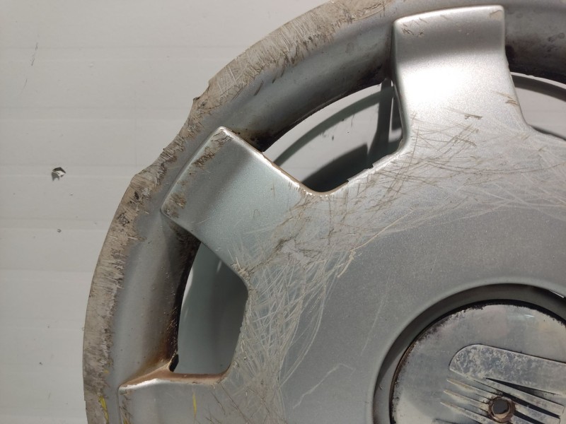 Recambio de tapacubos para seat arosa (6h1) 1.0 referencia OEM IAM 6H0601147A  
