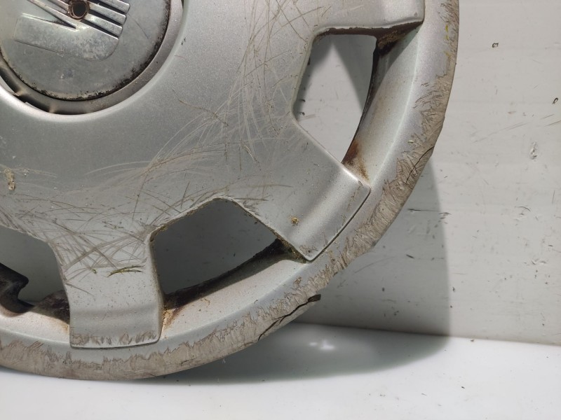 Recambio de tapacubos para seat arosa (6h1) 1.0 referencia OEM IAM 6H0601147A  