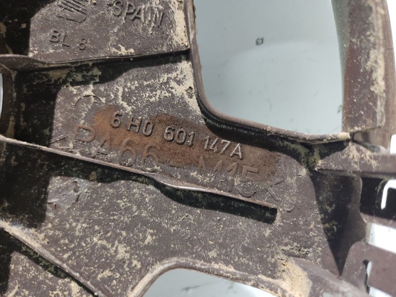 Recambio de tapacubos para seat arosa (6h1) 1.0 referencia OEM IAM 6H0601147A  