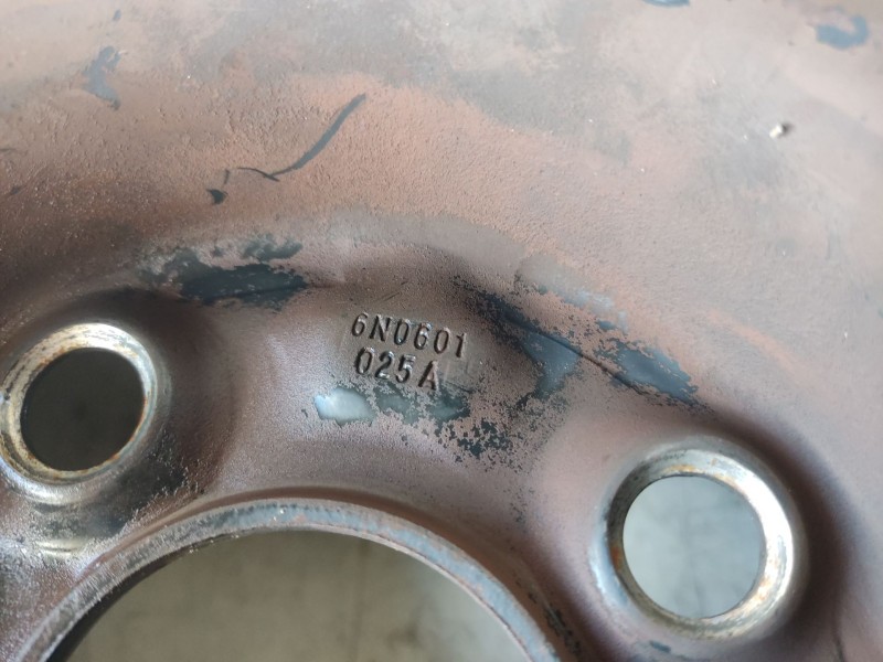 Recambio de llanta para seat arosa (6h1) 1.0 referencia OEM IAM 6N0601025A  