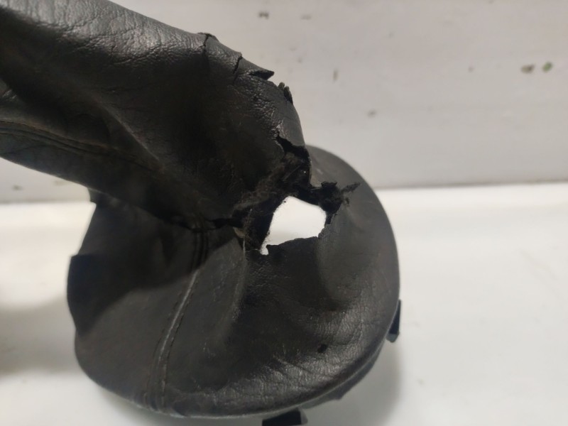 Recambio de guarnecidos palanca cambio para citroën xsara picasso (n68) 1.6 referencia OEM IAM 7589V2  