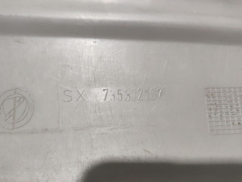Recambio de moldura para fiat seicento (187) active referencia OEM IAM 735302107  