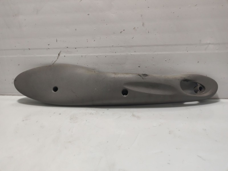 Recambio de moldura para fiat seicento (187) active referencia OEM IAM 735302104  