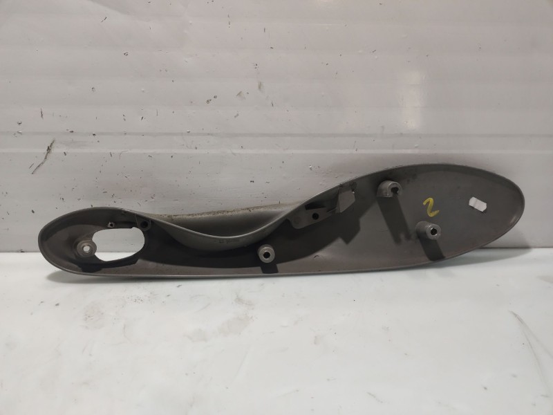 Recambio de moldura para fiat seicento (187) active referencia OEM IAM 735302104  