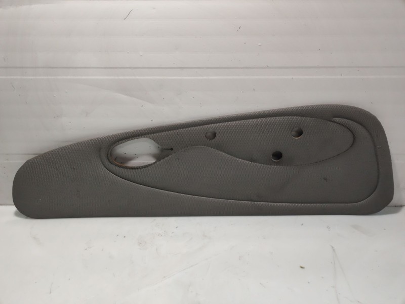 Recambio de moldura para fiat seicento (187) active referencia OEM IAM 073538322520  