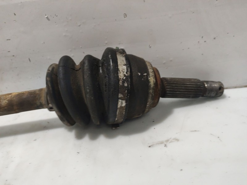 Recambio de transmision delantera izquierda para hyundai accent ii (lc) 1.3 referencia OEM IAM 4950025200  