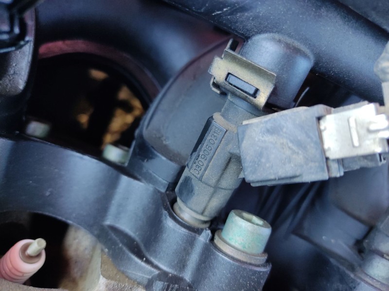 Recambio de inyector para seat arosa (6h1) 1.0 referencia OEM IAM 030906031E  