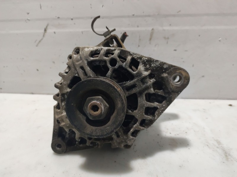 Recambio de alternador para hyundai accent ii (lc) 1.3 referencia OEM IAM 3730022650 0986049191 8EL011711311