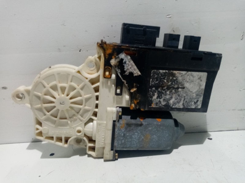 Recambio de motor elevalunas delantero izquierdo para citroën c8 2.0 hdi fap cat referencia OEM IAM 1488740080  