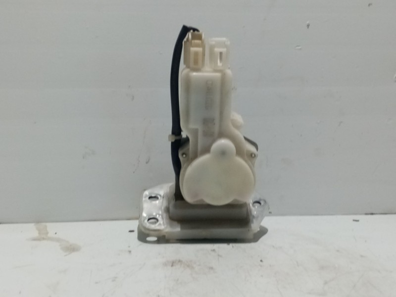 Recambio de cerradura maletero / porton para suzuki swift berlina (mz) gl referencia OEM IAM 8251063J00  