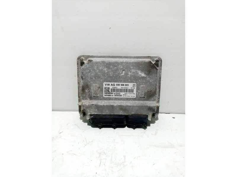 Recambio de centralita motor uce para skoda fabia (5j2 ) 1.2 referencia OEM IAM 03D906023 5WP4080604 