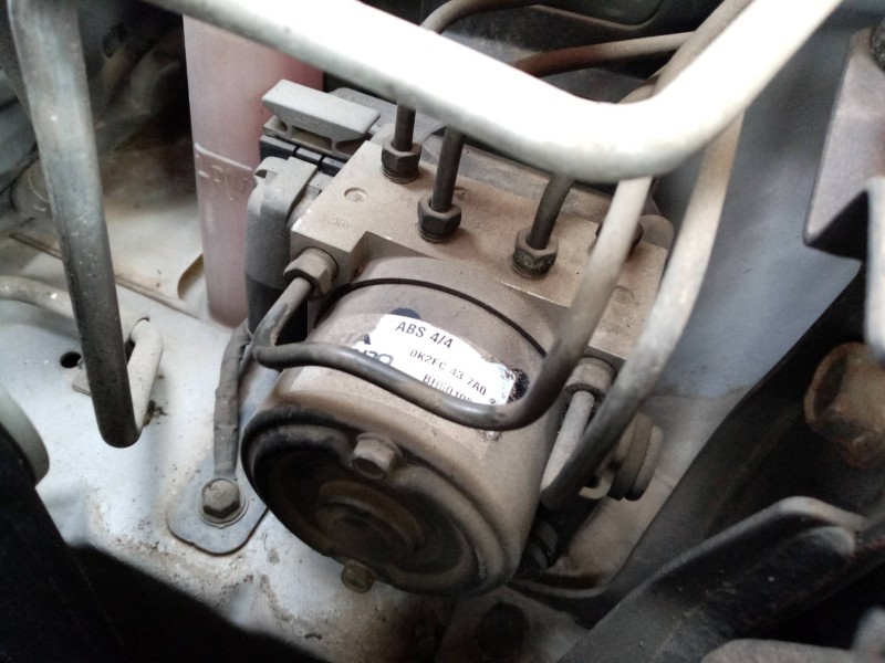 Recambio de abs para kia carens 2.0 turbodiesel cat referencia OEM IAM  0K2FC437A0 BH60103600