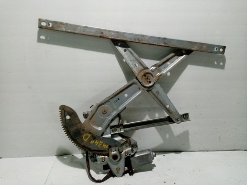 Recambio de elevalunas delantero derecho para kia carens 2.0 turbodiesel cat referencia OEM IAM 0K2FA5856XA  0K2FA5856Y