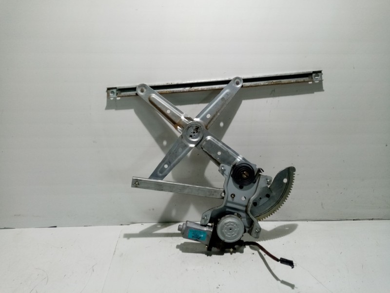 Recambio de elevalunas delantero derecho para kia carens 2.0 turbodiesel cat referencia OEM IAM 0K2FA5856XA  0K2FA5856Y